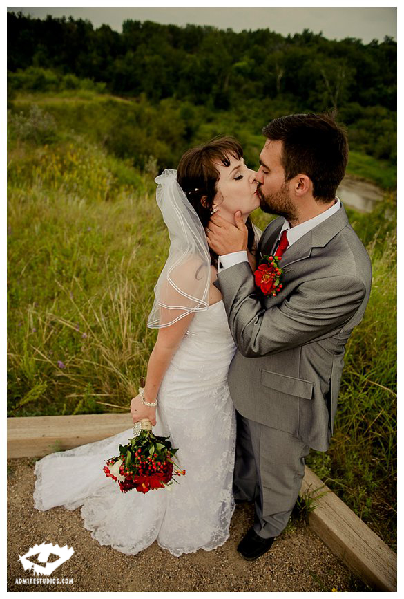 outdoor wedding photos